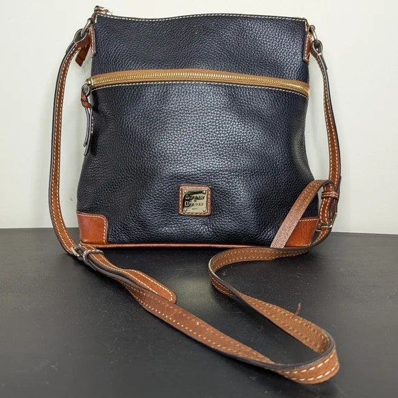 Dooney & Bourke Pebble Grain Black Leather Crossbody Purse Handbag Large