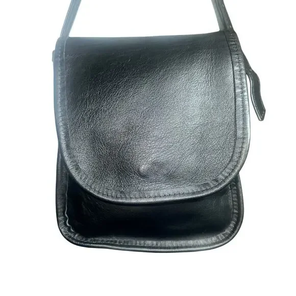 Artisan Bags Childwold NY Black Leather Crossbody Small Shoulder Purse