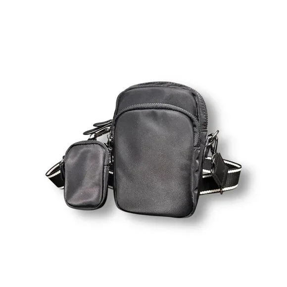 Chico's Black Cell Phone Crossbody Bag‎ Adjustable Strap Detachable Pouch