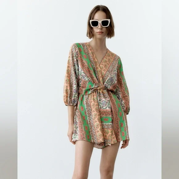 Zara Short‎ Printed V-Neck Linen Blend Back Slit Jumper Floral Vacation