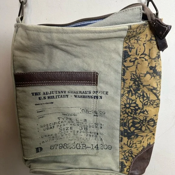 Chloe & Lex military like crossbody tote