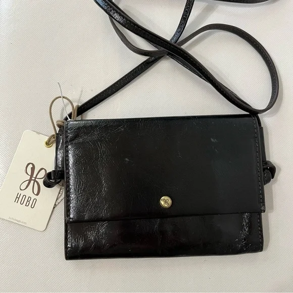 Hobo Bemuse Minimalist Crossbody Leather Bag NWT