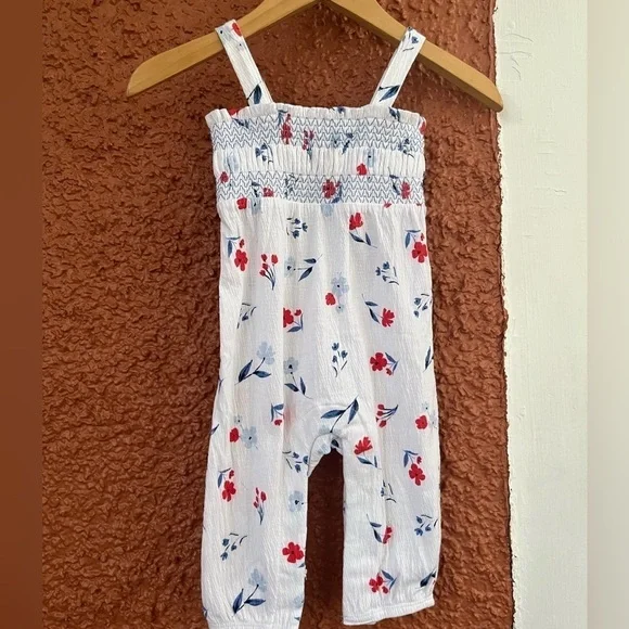 Baby Girl Carter’s Romper Floral Pattern Size- 6 months