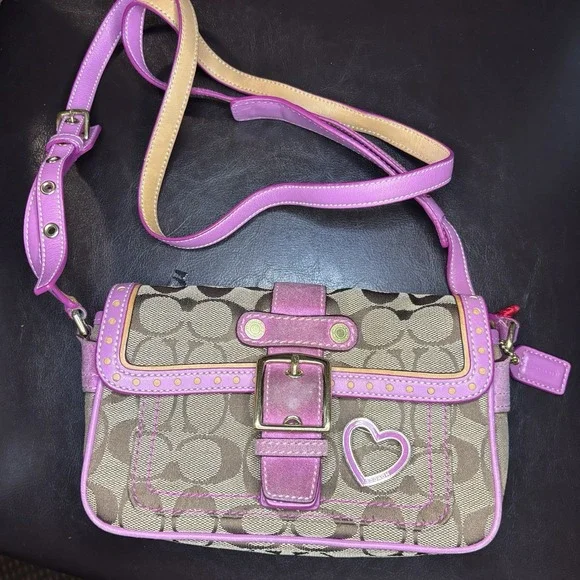 Vtg COACH Signature Soho Mini Shoulder Bag Heart Pink Canvas Suede Leather 1485