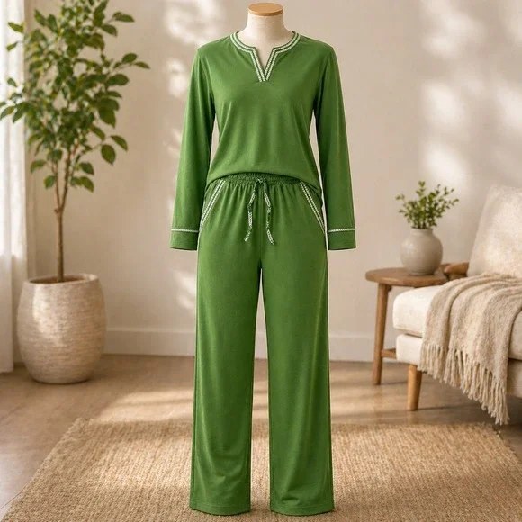 Muk Luks Green Matching Set [PS] Long Sleeve V‎ Neck Top Elastic Waist Pants
