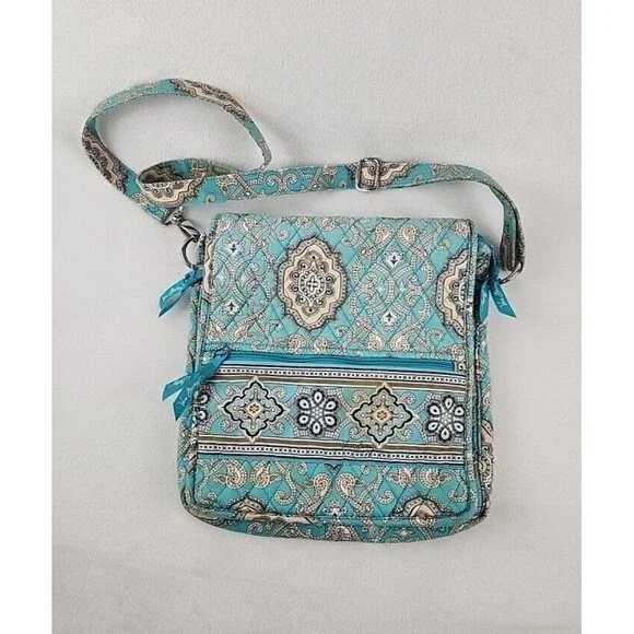Vera Bradley Messenger Bag Totally Turk Retired Pattern Quilted Crossbody Purse