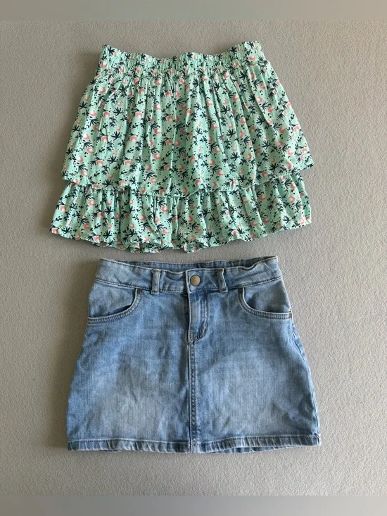 Girls Skirt Set Of 2 s7/8 Carter’s/Crazy8 Floral Print/Blue Denim
