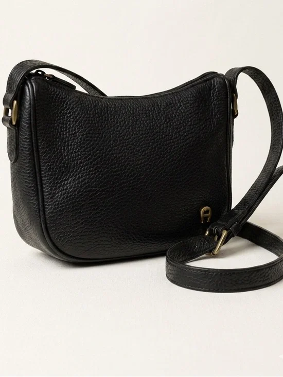 Vtg Etienne Aigner Black Leather Y2K Crossbody Shoulder Bag