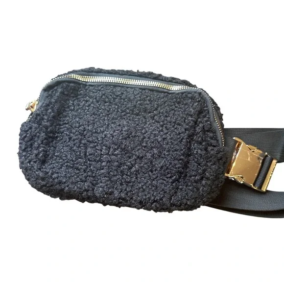 NEW Boutique Sherpa Teddy Fanny Pack Black Crossbody Bag Zip Closure