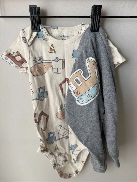 Carter’s Construction Bodysuit & Pants Set Baby Boys Size 9 Months Excavator