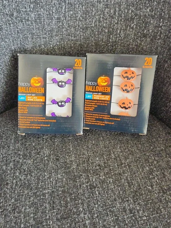 NIB Happy Halloween LED Pumpkin & BATS Wired String Lights Purple & Orange