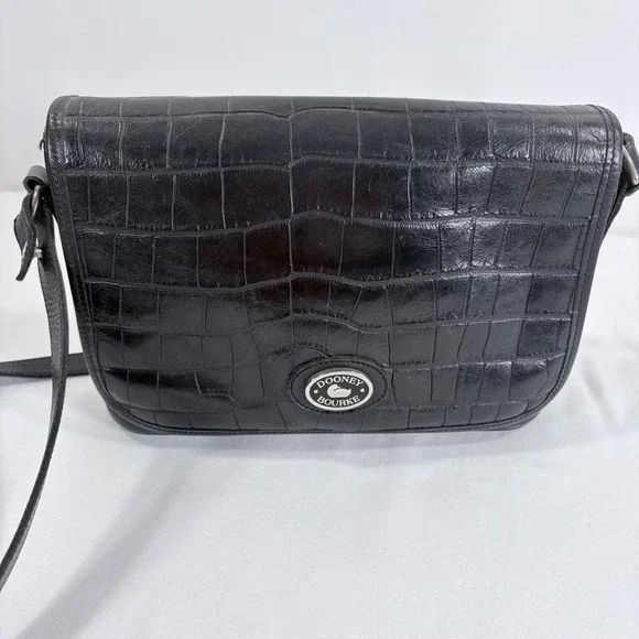 VTG Dooney & Bourke Black Croc Embossed Leather Flap Shoulder Bag‎ Purse