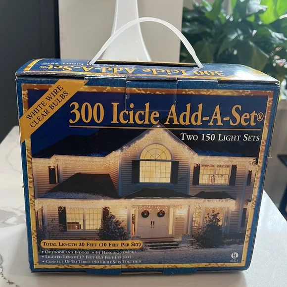 300 Icicle Add-A-Set Twi 150 Light Sets White Wire & Clear Bulbs Never Used NIB
