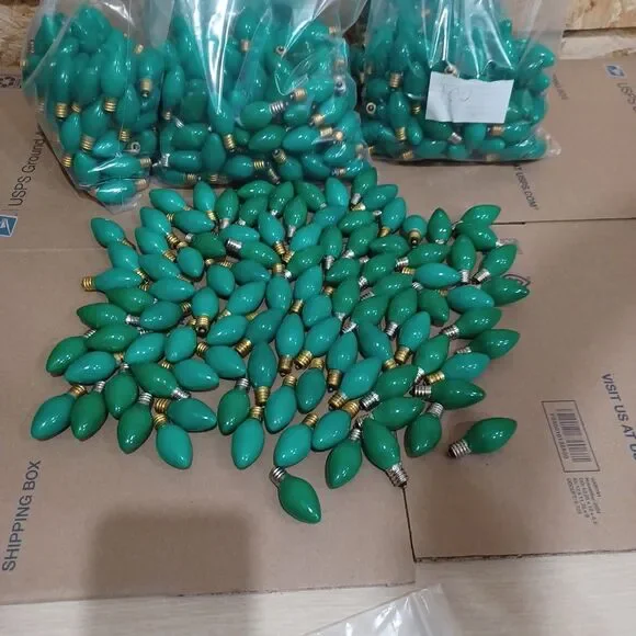 Lot 100 Green Christmas Light Bulbs - C7  Light Show Outdoor Indoor