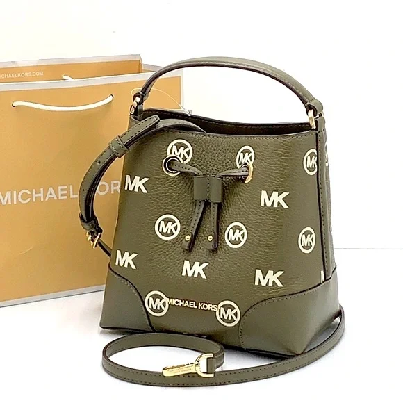 MICHAEL KORS Mercer Small Logo Embossed Leather Bucket Bag COLOR OLIVE
