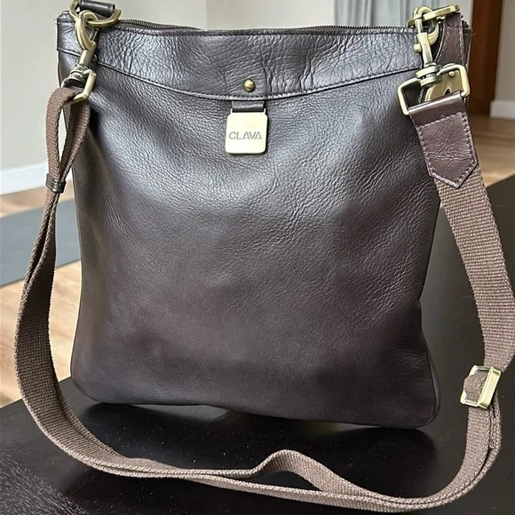 CLAVA chocolate brown leather turn lock crossbody bag