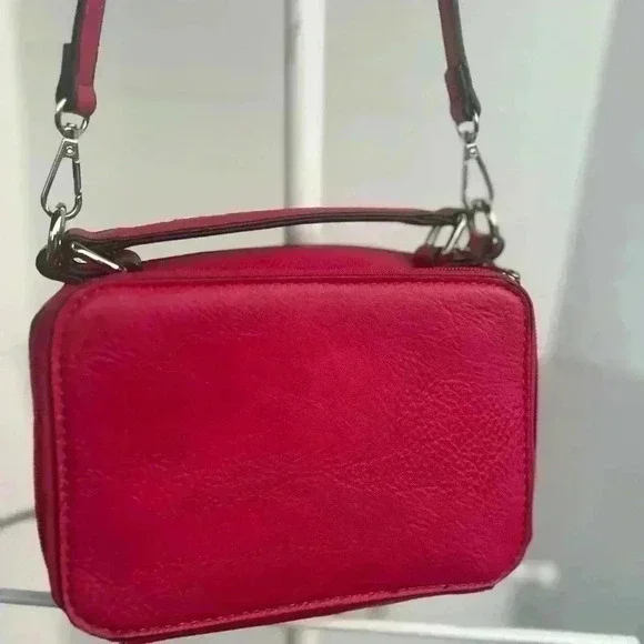 Kelsey Crossbody Piper and Dune Organizing Handbag