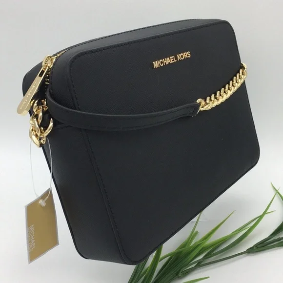 MICHAEL KORS JET SET ITEM LG EW CROSSBODY BLACK GOLD