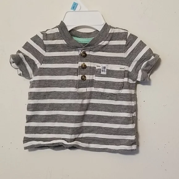 Carter's T-shirt