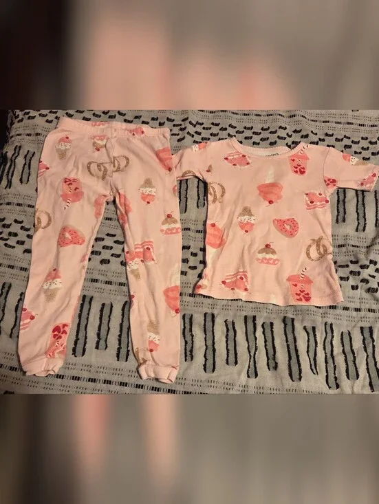 Carter's Light Pink Dessert & Pretzel Short Sleeve Pajama Set Size 3T 100% Cotto