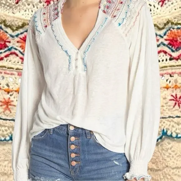 Free People NWOT Siesta Fiesta Crochet Embellished White Top Size Small