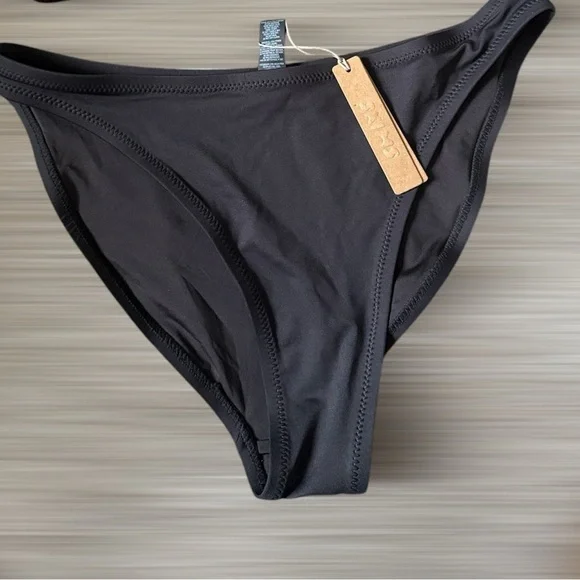 SKIMS Swim Midwaist Bottom Size 4X New With Tags in Color Onyx