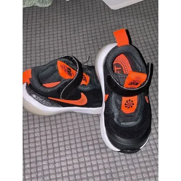Nike explore Sneakers Shoes Infant size 5C