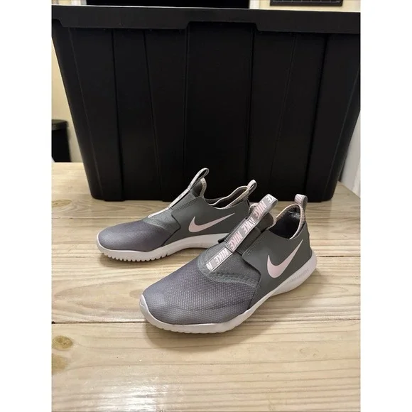 Nike Flex Runner Youth Shoes Slip On, Fabric Upper 7Y, Gray Pink