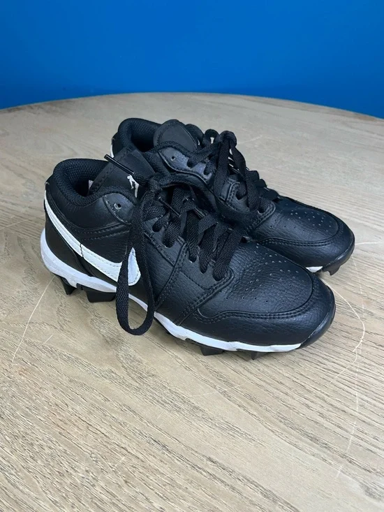 Nike Air Jordan 1 Kids Baseball Cleats Black White Size 1.5