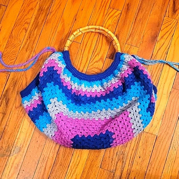 Fat Bottom Crochet‎ Granny Bag with Bamboo Handles EUC
