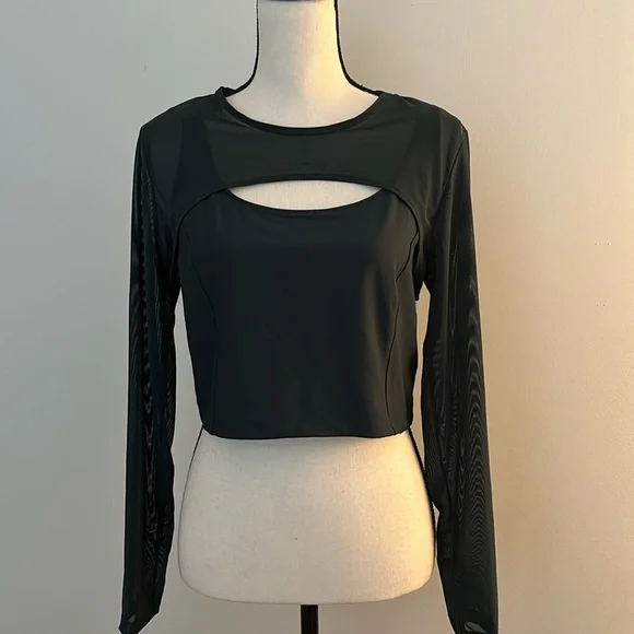 Old navy active tank with overlay