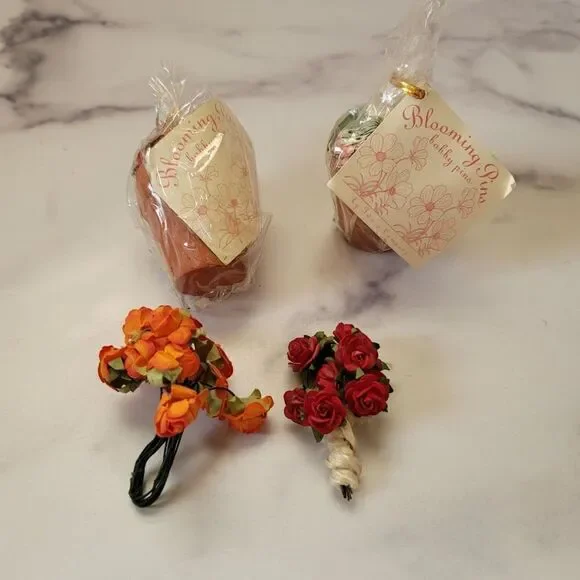 Two's Company Mt.Vernon New York blooming bobby ping mini flower pot bouquet min