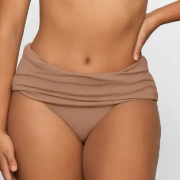 * New SKIMS  Shaping Swim Ruched Underwire Bikini Size XS