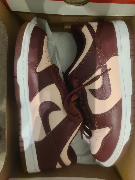 Nike Dunks Maroon and Pink EUC