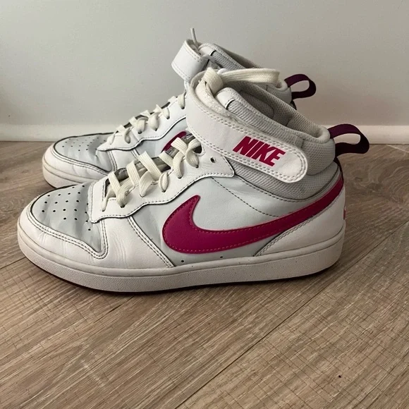 Nike Borough Low Shoes