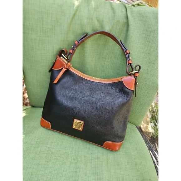 Dooney‎ & Bourke Pebble Grain Leather Hobo Shoulder Bag Red Lining DB Vintage