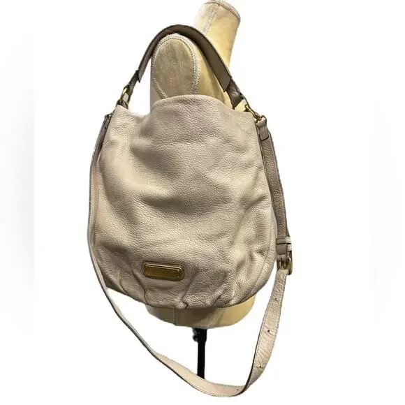 Marc‎ Jacobs Cream Pebble Leather Hobo/crossbody Bag With Long Strap