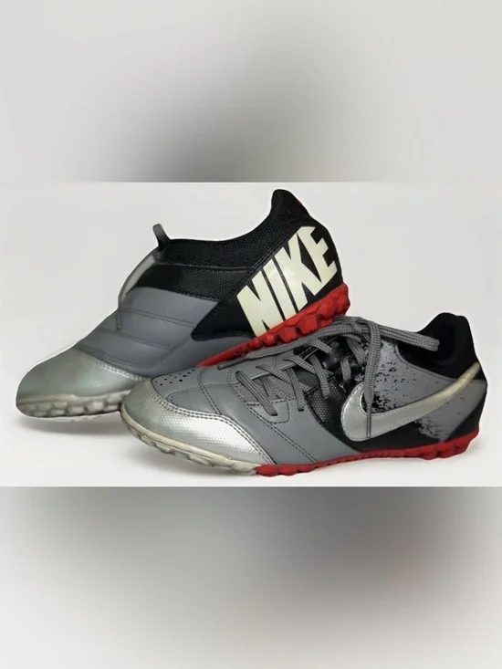 Nike Bomba Turf Soccer Shoes Size 5.5 Youth Gray Red Black 415128-005