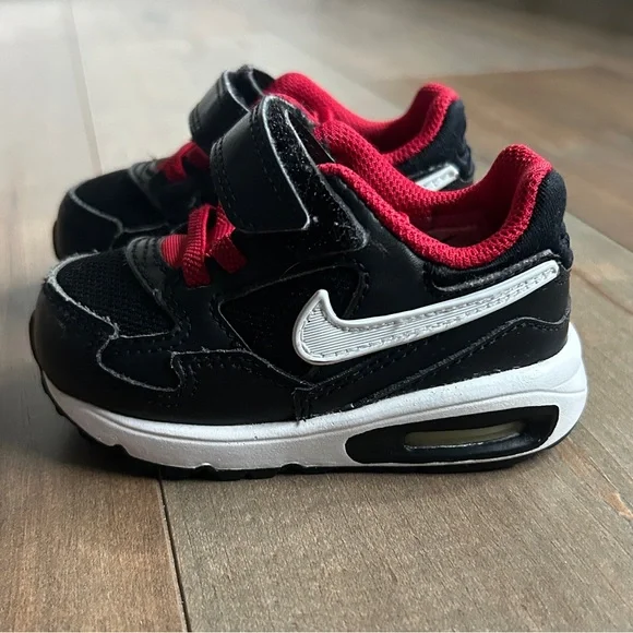 Nike Air Max ST