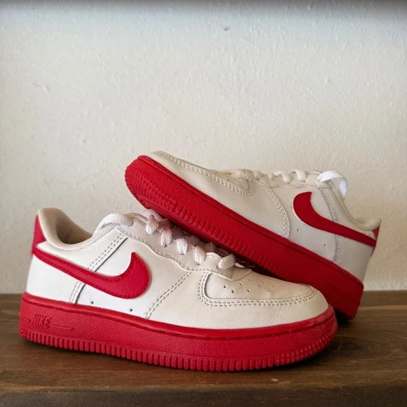 Nike Air Force 1 Low Sneakers Kids Size 11C White Red CZ5900-102