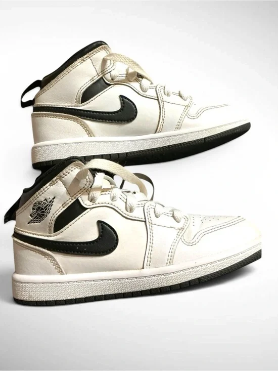 Nike Air Jordan 1 Mid White Black Kids Size 13C Sneakers
