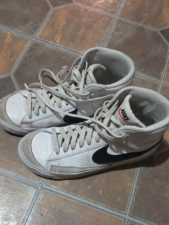 Nike Kids Mid-Top Sneakers in White with Black Swoosh