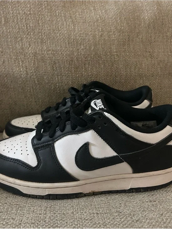 Nike Pandas Size 6Y