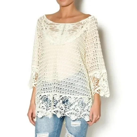 Umgee Women's Medium Open Knit Tunic Top Creamy Beige Off White Lace Detail Bell