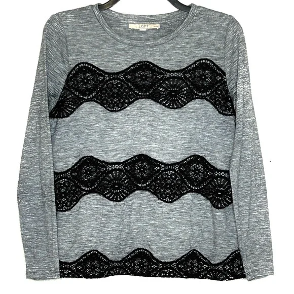 Ann Taylor Loft Medium Petite Gray With Black Embroidered Long Sleeve Blouse