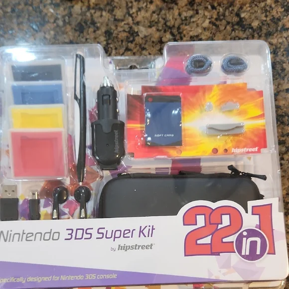 Nintendo 3DS Super Kit by - 22 in 1 - Black