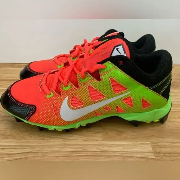 NEW Nike 6 Youth Kids‎ Pink Green Soccer Cleats