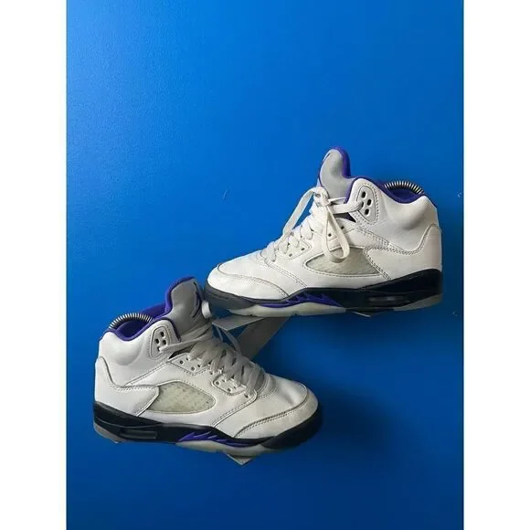 Nike Boys Air Jordan 5 440888-141 White Basketball Shoes Sneakers Size 4Y