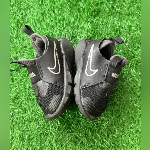 Nike Toddler Flex‎ Runner 2 Black/Flat Pewter-Anthracite (DJ6039 001) Size 4C