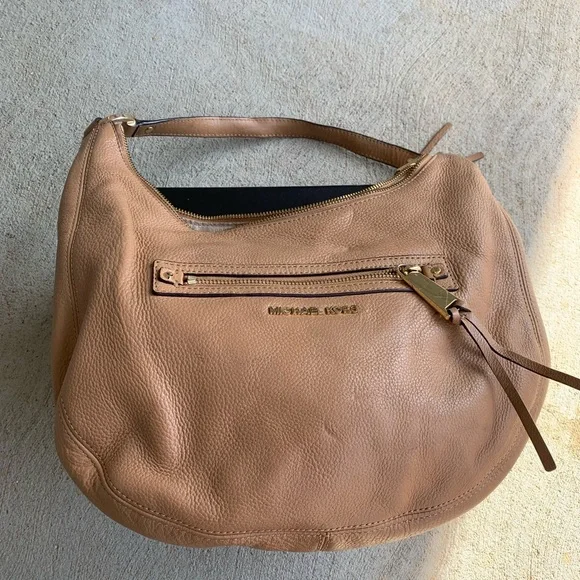 Michael Kors Tan Hobo Bag with Gold Zipper